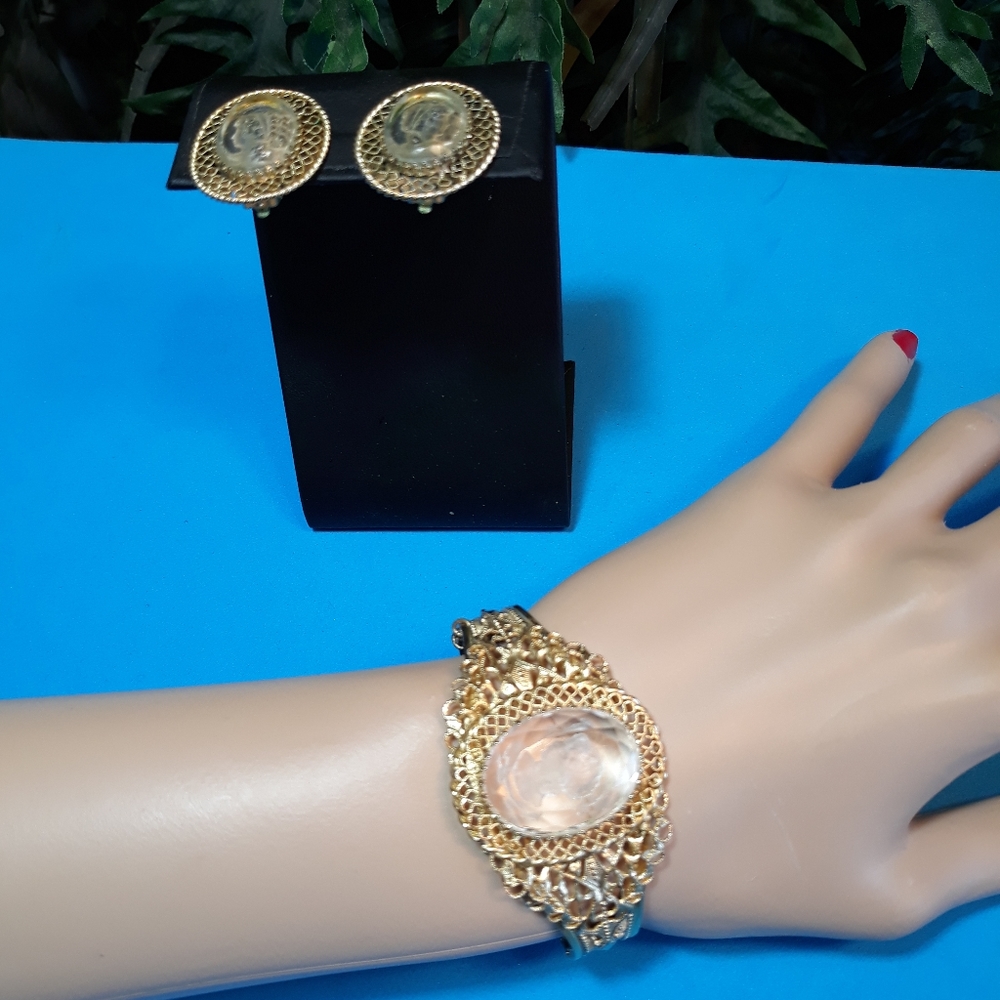 EXQUISITE  VINTAGE BRACELET& EARRING